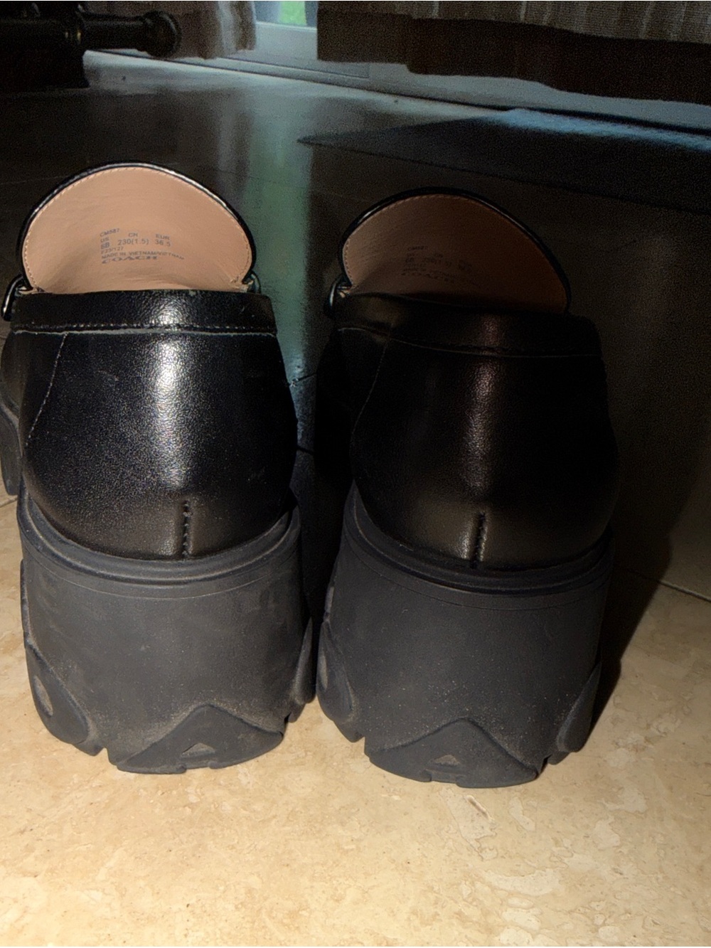Coach Classic Women’s Loafers Black Leather Platform Shoes US 6 - Picture 5 of 6